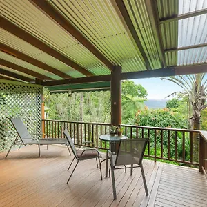 Bed & Breakfast Blue Gum